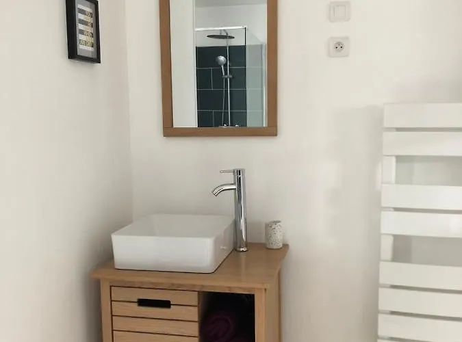 Les Jardins D Et Sa Terrasse Privative Apartment *